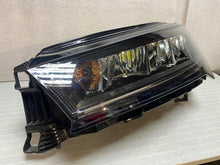 Load image into Gallery viewer, Frontscheinwerfer Skoda Enyaq 5LB941015F Full LED Links Scheinwerfer Headlight SCH3070757774zc