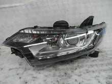 Laden Sie das Bild in den Galerie-Viewer, Frontscheinwerfer Mitsubishi Outlander III 8301C853 Links Scheinwerfer Headlight