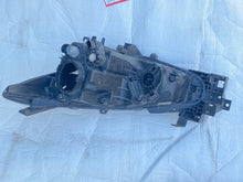 Laden Sie das Bild in den Galerie-Viewer, Frontscheinwerfer Mazda 3 Bm BHR251030 Rechts Scheinwerfer Headlight