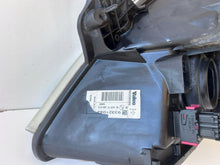 Laden Sie das Bild in den Galerie-Viewer, Frontscheinwerfer Opel Meriva A 93321052 93321053 Ein Stück (Rechts oder Links) SCH2234508035ob