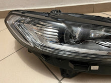 Laden Sie das Bild in den Galerie-Viewer, Frontscheinwerfer Ford Mondeo ES73-13D154-AE LED Rechts Scheinwerfer Headlight