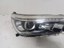 Laden Sie das Bild in den Galerie-Viewer, Frontscheinwerfer Toyota Hilux VIII Full LED Rechts Scheinwerfer Headlight SCH8231190777lz