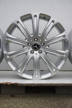 Load image into Gallery viewer, 4x Alufelge 20 Zoll 8.5" 5x112 29ET Glanz Silber A2924010300 Mercedes-Benz Gle FEL3187060872gv