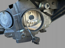 Load image into Gallery viewer, Frontscheinwerfer Ford Focus F1EB13W029RB Rechts Scheinwerfer Headlight SCH5030423345eb