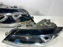 Load image into Gallery viewer, Frontscheinwerfer VW Caddy 2K1941031A Xenon Ein Stück (Rechts oder Links) SCH4906940850rd