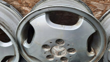 Laden Sie das Bild in den Galerie-Viewer, 4x Alufelge 15 Zoll 5.5" 5x112 Mercedes-Benz Rim Wheel FEL2346017841me