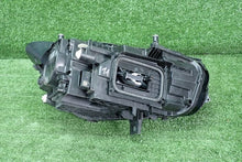 Laden Sie das Bild in den Galerie-Viewer, Frontscheinwerfer Mercedes-Benz W247 A2479061305 Links Scheinwerfer Headlight SCH7717907925zt