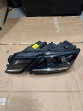 Load image into Gallery viewer, Frontscheinwerfer Skoda Octavia III 5E1941015D FALSE Scheinwerfer Headlight SCH3910383352dx