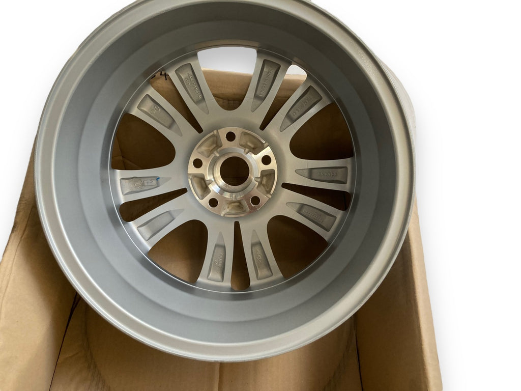 1x Alufelge 17 Zoll 7.0" 5x114.3 47ET Glanz Silber 403000095R Renault Latitude FEL7726275196bs