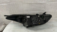 Laden Sie das Bild in den Galerie-Viewer, Frontscheinwerfer Hyundai I30 92101-A6080 Links Scheinwerfer Headlight SCH7915616948jk