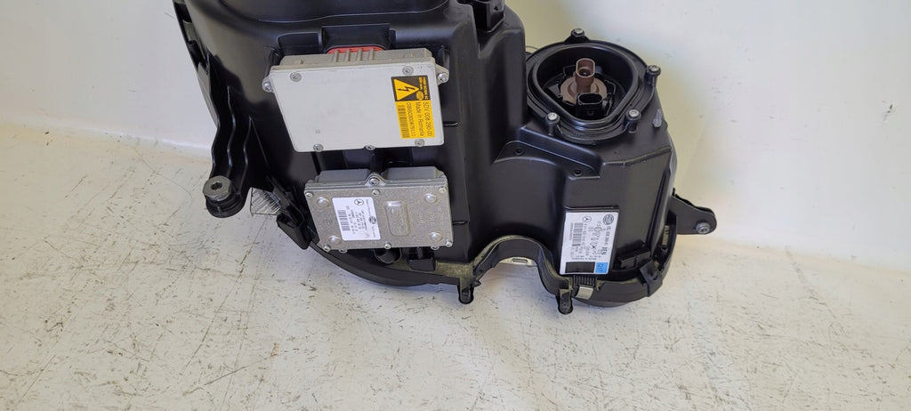 Frontscheinwerfer Mercedes-Benz W211 A2118201361KZ Xenon Links Headlight SCH6088851636hr