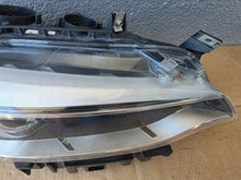 Laden Sie das Bild in den Galerie-Viewer, Frontscheinwerfer BMW 2 F22 F23 7388928 Xenon Rechts Scheinwerfer Headlight SCH9416377248ce