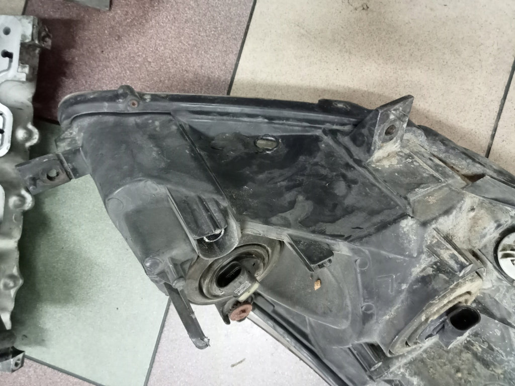 Frontscheinwerfer Nissan Quest 260605Z001 Links Scheinwerfer Headlight SCH3773045390re