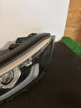 Laden Sie das Bild in den Galerie-Viewer, Frontscheinwerfer Kia Stonic 92102-H8 LED FALSE Scheinwerfer Headlight SCH7661222225mp