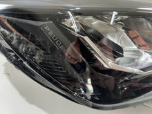 Laden Sie das Bild in den Galerie-Viewer, Frontscheinwerfer Peugeot 208 II 9833036180 Rechts Scheinwerfer Headlight SCH8493839213jo