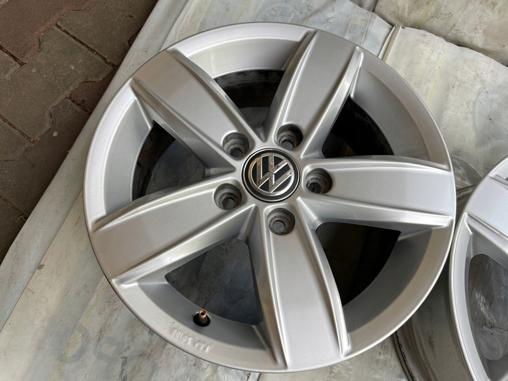 1x Alufelge 15 Zoll 6.0" 5x112 43ET Glanz Silber 5G0071495 Vw Rim Wheel FEL8878641652mr