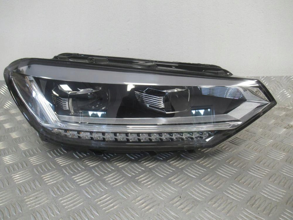 Frontscheinwerfer VW Touran 5TB941082A LED Rechts Scheinwerfer Headlight SCH8603180767zi
