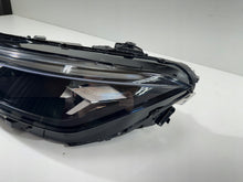 Load image into Gallery viewer, Frontscheinwerfer VW Passat 3J1941005 LED Links Scheinwerfer Headlight SCH1555209660ww