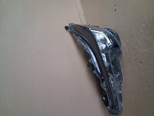 Laden Sie das Bild in den Galerie-Viewer, Frontscheinwerfer Toyota Corolla 81110-02S60 Links Scheinwerfer Headlight SCH8274399088nt