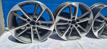Laden Sie das Bild in den Galerie-Viewer, 4x Alufelge 18 Zoll 8.0" 5x112 40ET Glanz Graphit 8W0601025DL Audi Mg Rim Wheel FEL4720088010yf