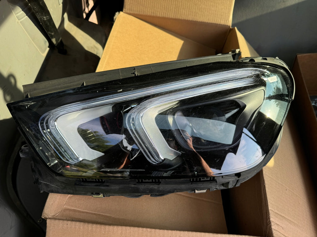 Frontscheinwerfer Mercedes-Benz Gle A1679065704 LED Rechts oder Links
