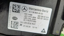 Laden Sie das Bild in den Galerie-Viewer, Frontscheinwerfer Mercedes-Benz Cla A1189062500 FULL LED Links Headlight