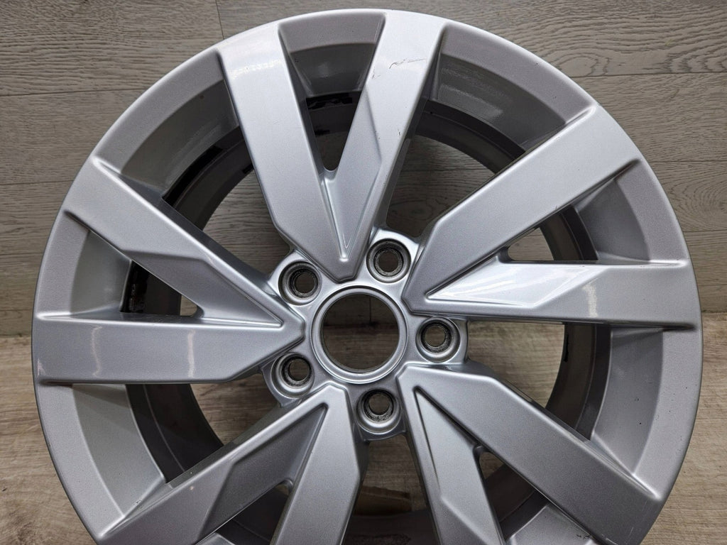 1x Alufelge 16 Zoll 6.5" 5x112 41ET Matt Silber 3G0601025BJ VW Passat B8 FEL4069192675ln