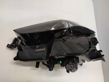 Laden Sie das Bild in den Galerie-Viewer, Frontscheinwerfer Mazda Cx30 Full LED Ein Stück (Rechts oder Links) Headlight SCH8379831849qg