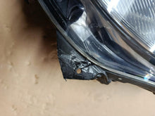 Laden Sie das Bild in den Galerie-Viewer, Frontscheinwerfer Opel Astra J 13371595 Ein Stück (Rechts oder Links) Headlight SCH1355243067wu
