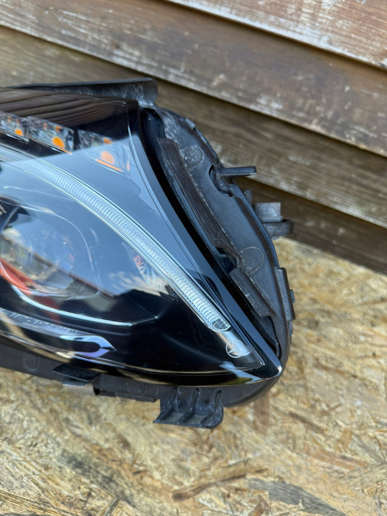 Frontscheinwerfer Mercedes-Benz W205 A2059068801 LED Rechts Headlight SCH9975708075vg