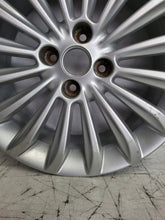 Laden Sie das Bild in den Galerie-Viewer, 1x Alufelge 16 Zoll 6.5&quot; 4x100 40ET Glanz Silber 0P071 Opel Corsa Rim Wheel