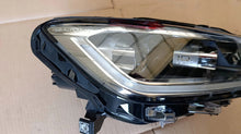 Laden Sie das Bild in den Galerie-Viewer, Frontscheinwerfer VW T-Roc 2GA941774 Rechts Scheinwerfer Headlight SCH3942907624lu