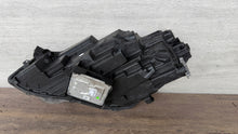 Laden Sie das Bild in den Galerie-Viewer, Frontscheinwerfer Ford Kuga LV4B-13E016-AJ Rechts Scheinwerfer Headlight SCH6474287844tw