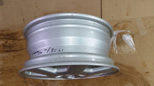 Load image into Gallery viewer, 1x Alufelge 15 Zoll 6.0&quot; 4x100 45ET PZ405-E8670-Z Toyota Yaris Rim Wheel