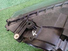 Laden Sie das Bild in den Galerie-Viewer, Frontscheinwerfer Skoda Octavia III 5E1941015 Links Scheinwerfer Headlight SCH8256358049qt
