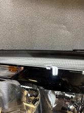 Laden Sie das Bild in den Galerie-Viewer, Frontscheinwerfer Renault Master III 260607867 LED Links Scheinwerfer Headlight SCH2750385829fl