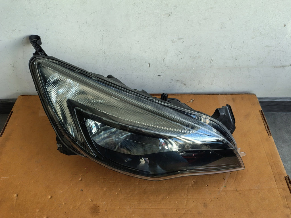 Frontscheinwerfer Opel Astra J 13371596 Rechts Scheinwerfer Headlight SCH1354175207gd