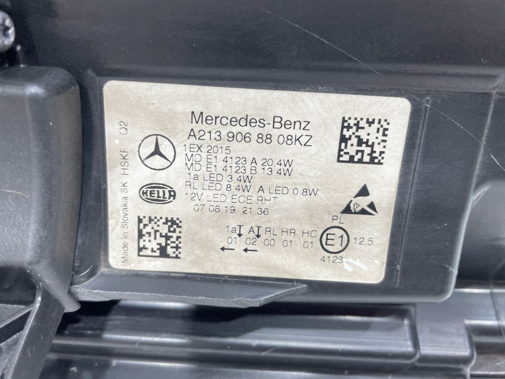 Frontscheinwerfer Mercedes-Benz W213 A2139068808 LED Rechts oder Links SCH9024404493ys