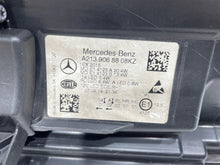 Laden Sie das Bild in den Galerie-Viewer, Frontscheinwerfer Mercedes-Benz W213 A2139068808 LED Rechts oder Links SCH9024404493ys