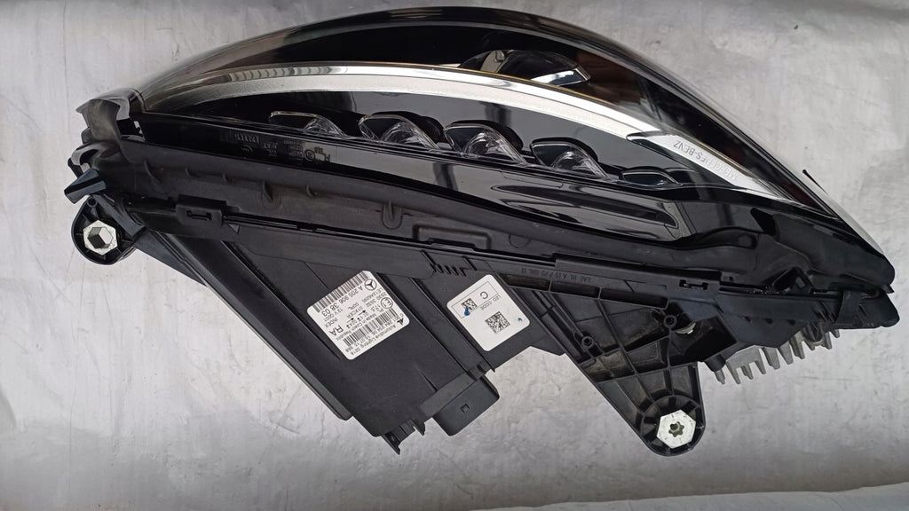 Frontscheinwerfer Mercedes-Benz W205 A205 A2059063803 LED Rechts Headlight SCH2994375433vb