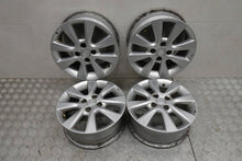 Laden Sie das Bild in den Galerie-Viewer, 1x Alufelge 15 Zoll 6.0&quot; 4x100 50ET 52910-1J805 Hyundai I20 Rim Wheel