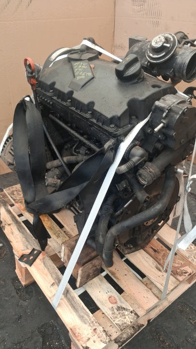 Motor VW Transporter Caravelle AXC 1.9 TDI 85PS 63kW 216TKm 2007 Diesel Komplett MOT1515405287ui