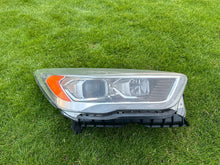 Laden Sie das Bild in den Galerie-Viewer, Frontscheinwerfer Ford Kuga GV41-13D154-AD Xenon Rechts Scheinwerfer Headlight