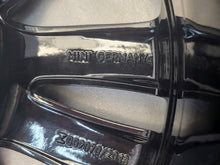 Laden Sie das Bild in den Galerie-Viewer, 1x Alufelge 17 Zoll 7.0&quot; 5x112 54ET 6866366 6858899 MA-DAR81 Mini F57 F56