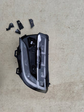 Laden Sie das Bild in den Galerie-Viewer, Frontscheinwerfer Renault I 260606399R LED Links Scheinwerfer Headlight SCH3186696155hj