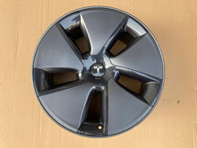 Laden Sie das Bild in den Galerie-Viewer, 1x Alufelge 18 Zoll 8.5" 5x114.3 40ET Glanz Graphit 1044261-00-A Tesla 3 FEL8967926971kb