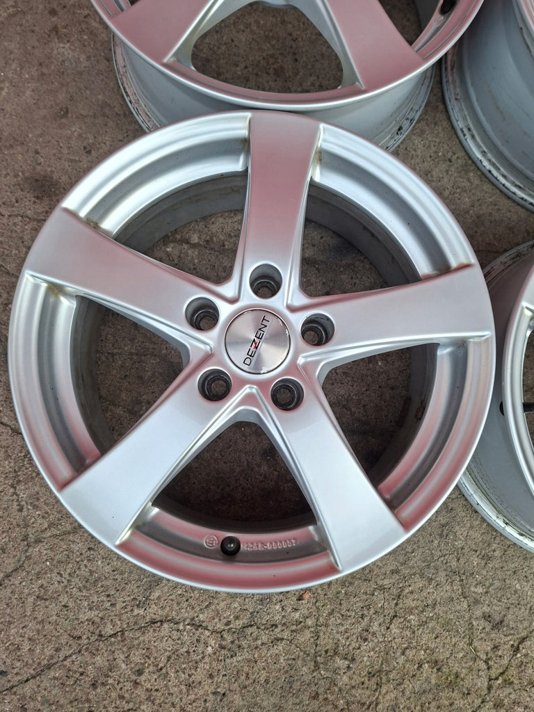 4x Alufelge 16 Zoll 6.5" 5x112 42ET Glanz Silber TREZ8SA42 Audi I Rim Wheel FEL4771648740bh