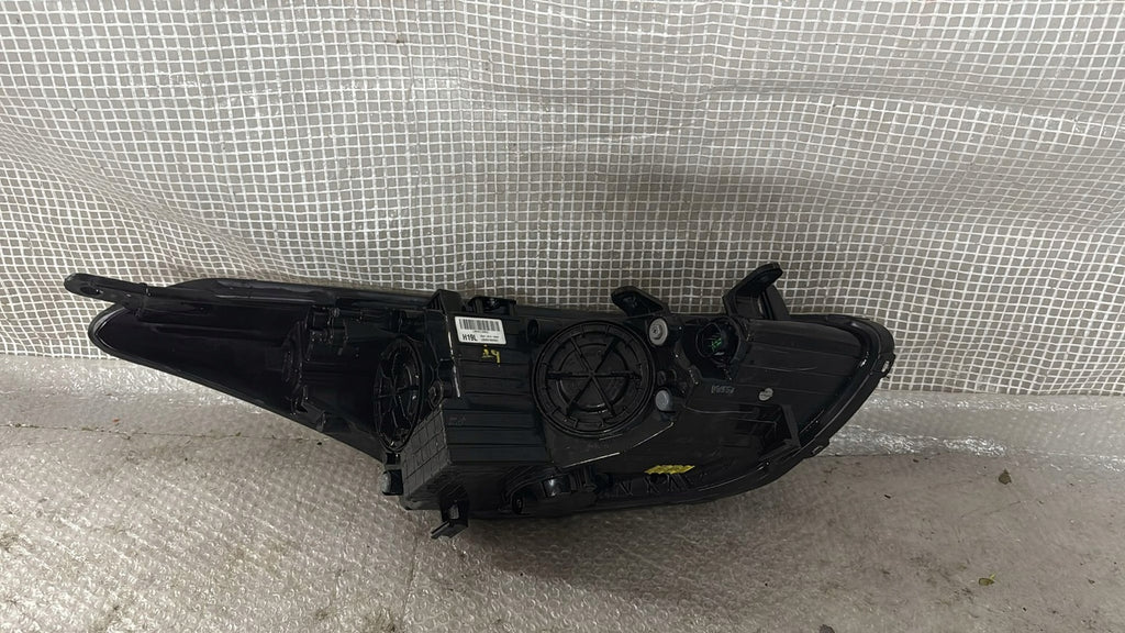 Frontscheinwerfer Hyundai I30 HYUI3012 Links Scheinwerfer Headlight SCH3813698384ah