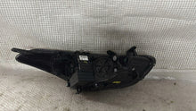 Laden Sie das Bild in den Galerie-Viewer, Frontscheinwerfer Hyundai I30 HYUI3012 Links Scheinwerfer Headlight SCH3813698384ah