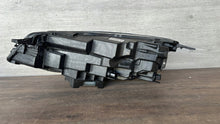 Laden Sie das Bild in den Galerie-Viewer, Frontscheinwerfer Ford Kuga LV4B-13E016-AJ LED Rechts Scheinwerfer Headlight SCH2142085834tz